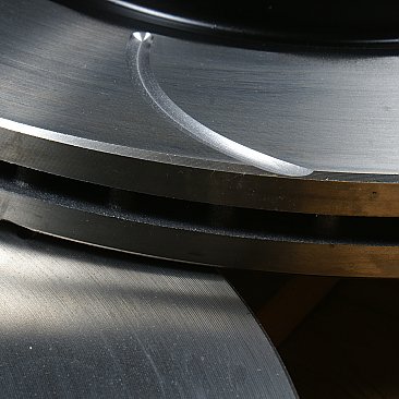 Front Dimpled Grooved Brake Discs to fit Ford Focus 2.5 RS