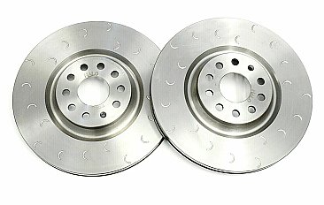 VW Golf MK7 GTi Front Grooved Brake Discs and Ferodo Pads