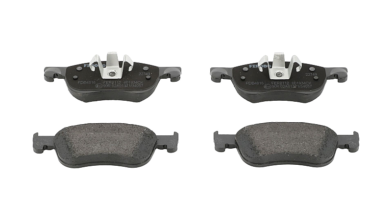 Fiesta ST 200 Front Brake Discs and Mintex Pads