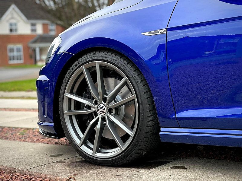 VW Golf R MK7 Front and Rear Grooved Brake Discs with Pads