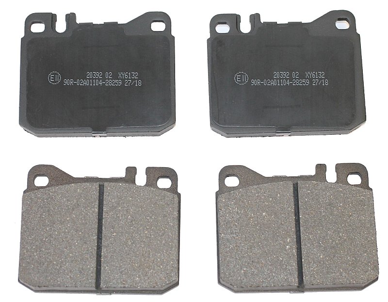 Front Brake Pads to fit Mercedes-Benz /8 (W114) 230.6 (114.015) and others