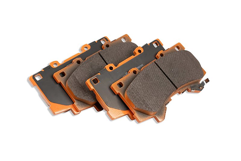 Front DBA Xtreme Brake Pads to fit Toyota Landcruiser