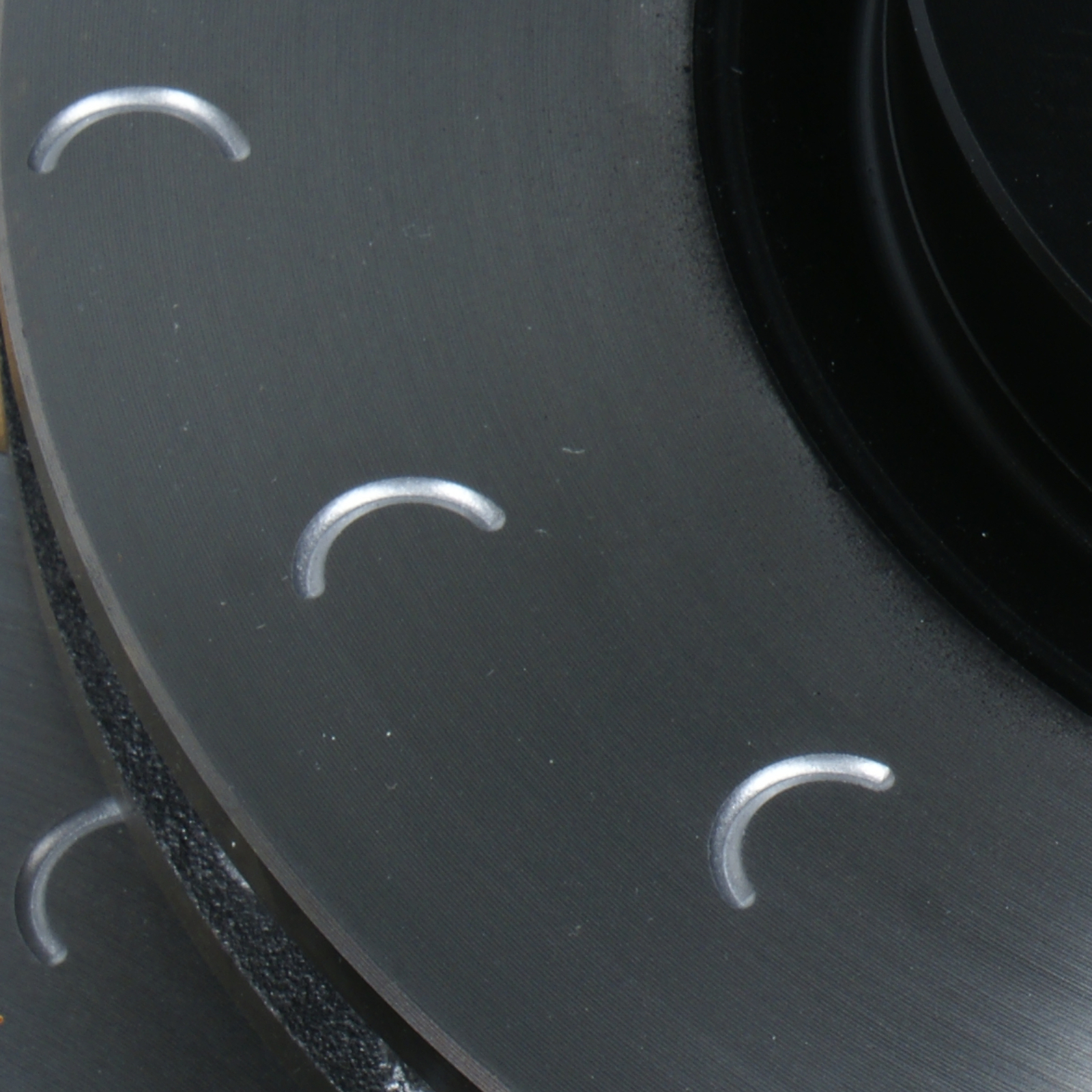 Focus ST 250 Front C-Hook Brake Discs and Mintex Pads - Image 5