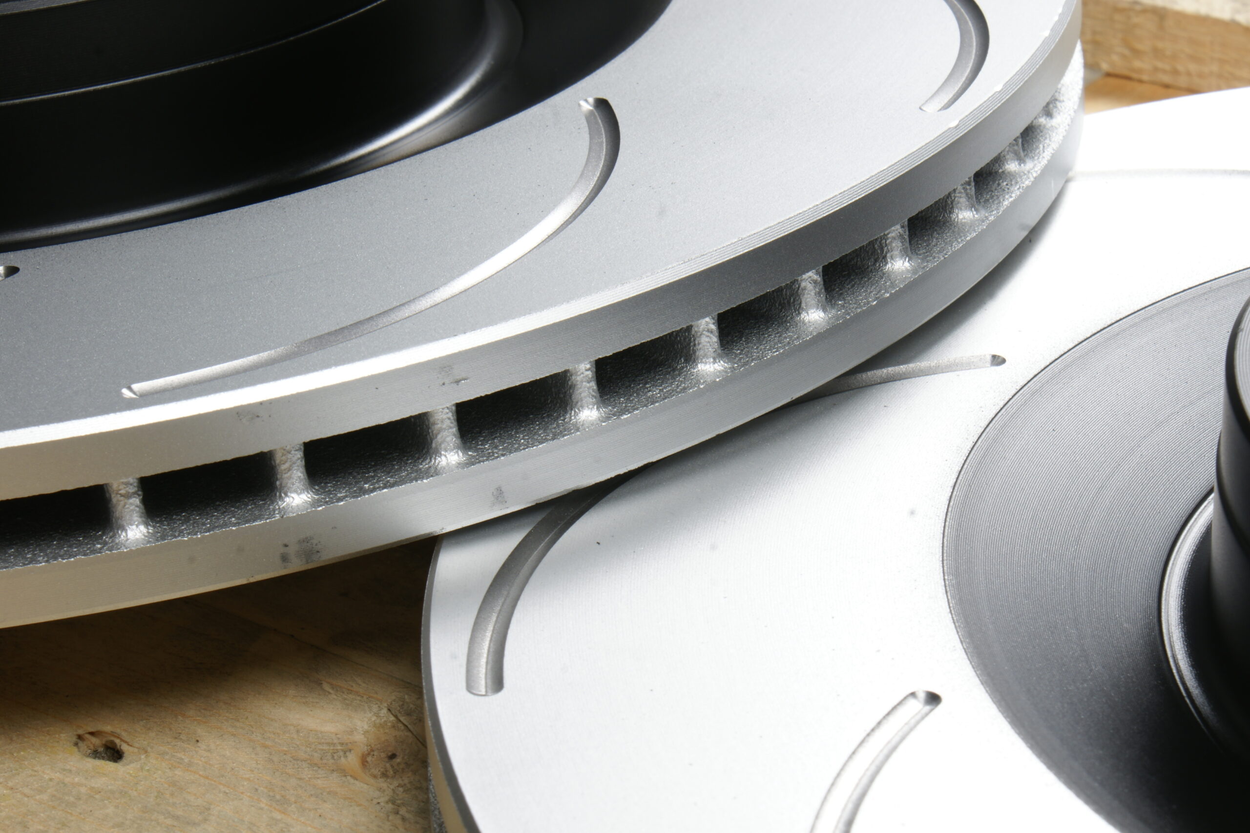 Mini Cooper JCW F56 Front Grooved Brake Discs - Image 2