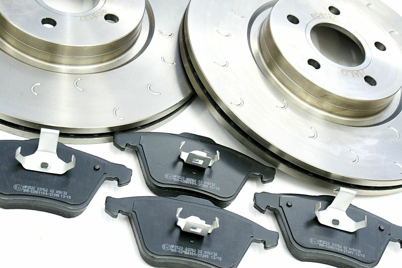 Focus 2.5 ST Front Brake Discs and Mintex Brake Pads - Image 2