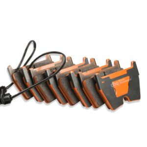 Front DBA Xtreme Brake Pads to fit Audi RS4 RS5 R8